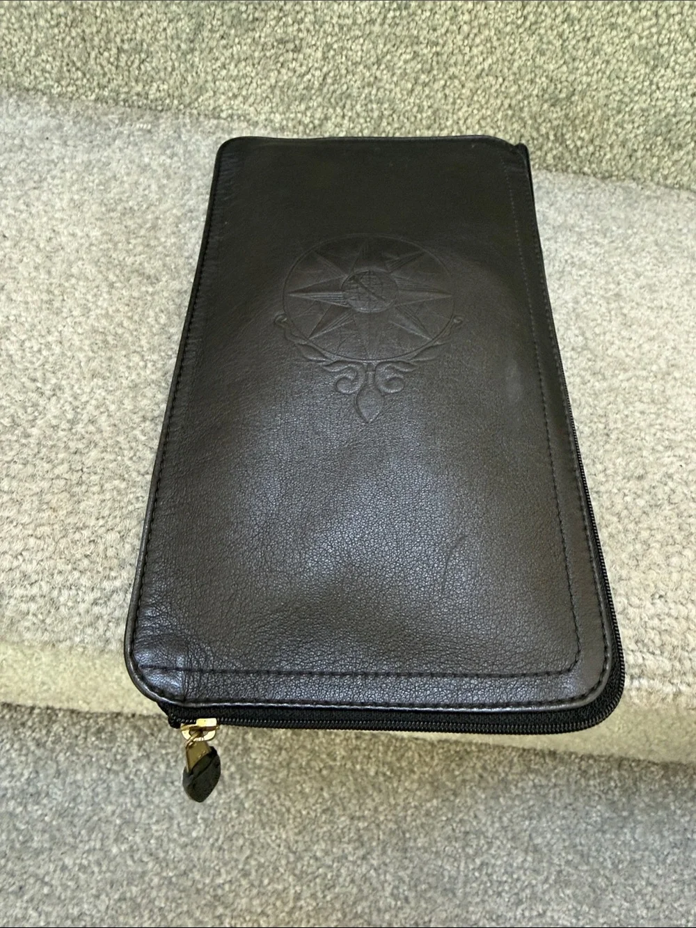 New Levenger Black Leather Zip Case